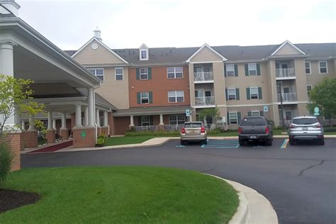 royal oaks senior living